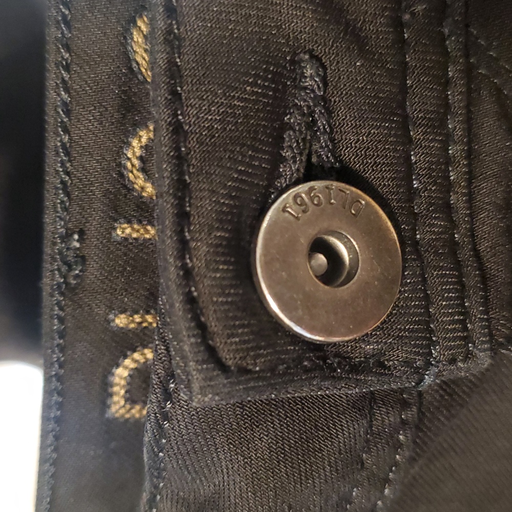 DL1961 Jeans - Picture 5 of 12